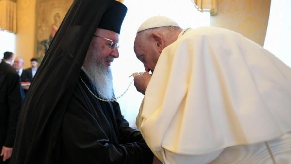 ĐGH khích lệ sự cộng tác giữa Công giáo và Chính Thống Hy Lạp